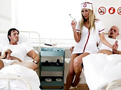 Cul, Grosse bite, Blonde, Sucer une bite, En levrette, Infirmière, Maigrichonne, Nénés