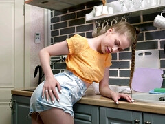 Perverted slut exciting erotic solo video