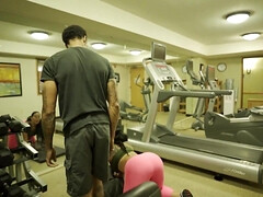 Grosser arsch, Grosse titten, Auto, Schwarz, Mutti, Natürlichen titten, Tätowierung, Titten