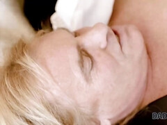 Любители, Красотки, Блондинки, Минет, Застукали, Папочка, Хд, Свадьба