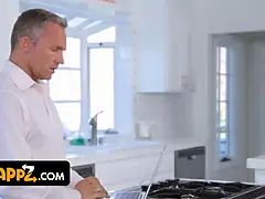 フェラチオ, 口内発射, Hd, ヌード, オマンコ, 馬乗り, ショートヘア, ティーン