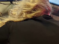 Blond, Sperma, Rijpe lesbienne, Moeder die ik wil neuken, Kantoor, Slet, Onder de rok, Vrouw
