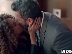 Сперма во рту, Собачьи, Ноги, Поцелуи, Наездница, Сосущие, Тату, Сиськи