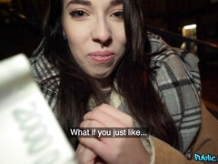 Leie, Arsch, Italienisch, Im freien, Piercing, Pov, Öffentlich, Socken