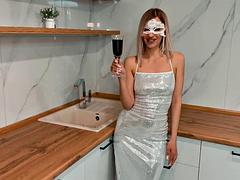 Beauté, Blonde, Sucer une bite, Exhib, Fête, Russe, Séduite, Épouse