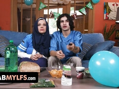 18 años, Africano, Mamada, Tetona, Vestidas, Estilo perrito, Mucama, Tabú