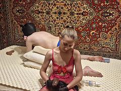 Amateur, Sadomasoquismo, Dominacion femenina, Hd, Humillación, Ruso, Strapon, Esposa