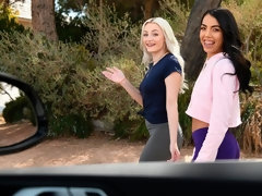 Mamada, Morena, Estilo perrito, Penetracion con dedos, Pajear, Interracial, Flaco, Adolescente