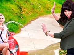 Besar, Lesbiana, Lamidas, Masturbación, Flaco, Strapon, Estriptis, Tatuaje