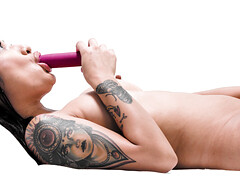 Asiatique, Nana, Noire, Masturbation, Mère que j'aimerais baiser, Actrice du porno, Tabou, Tatouage