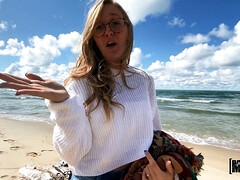 Playa, Tetas grandes, Rubia, Mamada, Corrida, Pies, Pov, Público