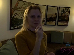 Blonde, Petite amie, Hd, Masturbation, Petite femme, Pov, Adolescente, Nénés