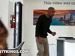 Sperma im mund, Hundestellung, Behaart, Hd, Lecken, Realität, Reiten, Flotter dreier