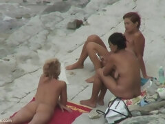 Holidays On The Beach - Spy cams