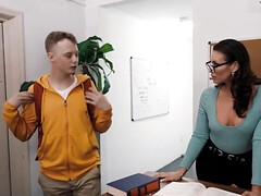 Grote kont, Pijpbeurt, Hardcore, Moeder die ik wil neuken