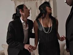 Bondage domination sadisme masochisme, Sucer une bite, Bondage, Brunette brune, Tromperie, Cocu, Hard, Nénés