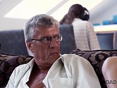 Enthousiasteling, Anaal, Kont, Pijpbeurt, Bruinharig, Hd, Masturbatie, Kut duiken