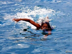 Culo grande, Tetas grandes, Lesbiana, Al aire libre, Estrella porno, Realidad, Trio, Tetas