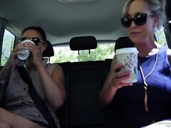 Schönheit, Blondine, Vollbusig, Behaart, Milf, Natürlich, Nippel, Strümpfe