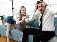 18 jahre, Grosser arsch, Grosser schwanz, Blondine, Blasen, Hundestellung, Jungendliche (18+), Titten