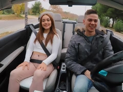 Culo grande, Morena, Coche, Estilo perrito, Pajear, Afeitado, Estriptis, Adolescente