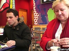 Cul, Gros seins, Blonde, Sucer une bite, Femme couguar, Mère que j'aimerais baiser, Maman, Belle mère