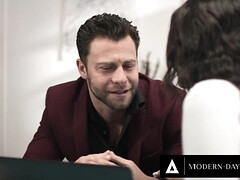 Nana, Brunette brune, Plantureuse, Tromperie, Réalité, Rugueux, Nénés, Épouse