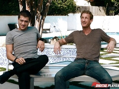 Badpak, Bruinharig, Sperma in gezicht, Hakken, Natuurlijke tieten, Kort haar, Tatoeage, Tieten likken