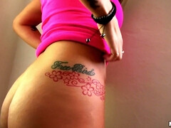 Cul, Gros cul, Sucer une bite, Brunette brune, Queue, En levrette, Hard, Pov