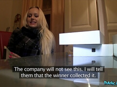 Leie, Bad, Blondine, Blasen, Vollbusig, Im freien, Pov, Dusche