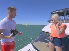 Tussi, Grosse titten, Blasen, Spermaladung, Hd, Mutti, Natürlichen titten, Jungendliche (18+)