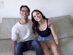 Cul, Sucer une bite, Brunette brune, Embrassement, Léchez, Chatte, Dénudage, Tatouage