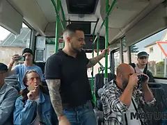 Bruinharig, Autobus, Tsjechisch, Lul, Rijpe lesbienne, Monster