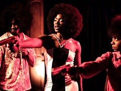 Grote kont, Grote lul, Zwart, Pijpbeurt, Hondjeshouding, Interraciaal, Natuurlijke tieten, Tiener