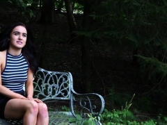 Sucer une bite, Britannique, Brunette brune, Hd, De plein air, Pov