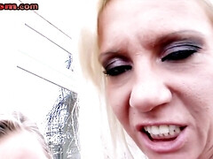 Grosse titten, Vollbusig, Pummelig, Gruppe, Handjob, Milf, Piercing, Muschi