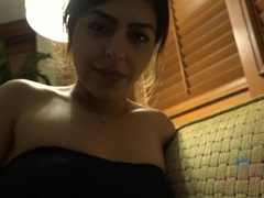 Leie, Braunhaarige, Aufs gesicht abspritzen, Freundin, Muschi, Dürr, Abendanzug, Titten