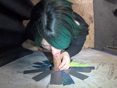 18 ans, Amateur, Asiatique, Sucer une bite, Gothique, Pov, Avaler, Adolescente