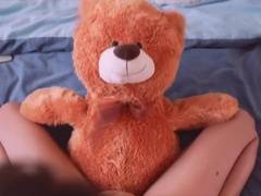 AMATEUR BABE IS FUCKING HER TEDDY BEAR