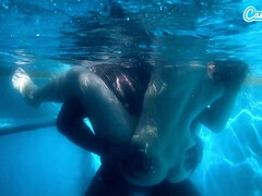 Amateur, Morena, Polla, Pajear, Hd, Piscina, Adolescente, Bajo el agua