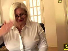 Толстушки, Большая жопа, Большие сиськи, Британки, Бабушки, Зрелые, Кричащие, Чулки