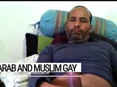Arab gay Libyan soldier daddy: huge, brown, juicy dick