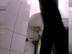 放尿, ロシア人, のぞき