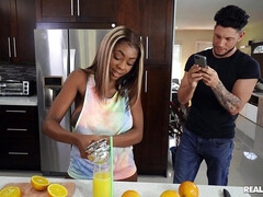 Schwarz, Kehlenfick, Interrassisch