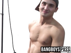 Grosse bite, Sucer une bite, Queue, Faciale, Homosexuelle, Hard, Masturbation, Tatouage