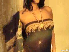 アジア人, 茶髪の, エロ熟女, 黒人, インド人, 淫乱熟女, ソフトコア, 一人