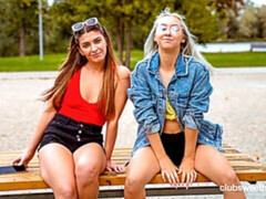 Kont, Blond, Zoenen, Likken, Kut duiken, Mager, Strippen, Tieten likken