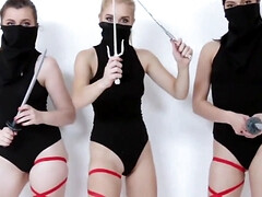 18 jaar, Pijpbeurt, Bruinharig, Naakte man aangeklede vrouw, Lul, Groep, Hardcore, Tiener