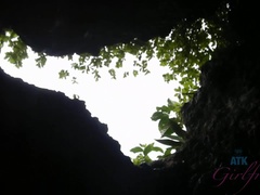Leie, Blondine, Fussjob, Orgasmus, Im freien, Pov, Öffentlich, Titten