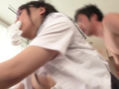 Asiatisch, Blasen, Gesichtssitzen, Brille, Japanische massage, Lecken, Muschi, Jungendliche (18+)